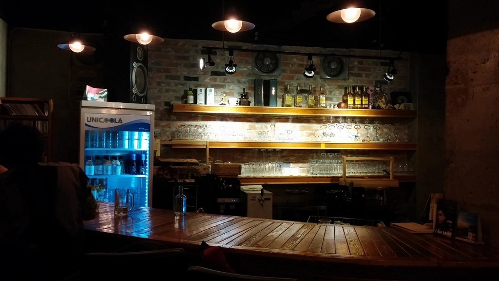 CERVEJARIA CERVA E CIA - Bar e balcão de atendimento